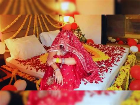 marathi suhagrat video|dulha dulhan Suhagrat Video Viral on Social Media  .